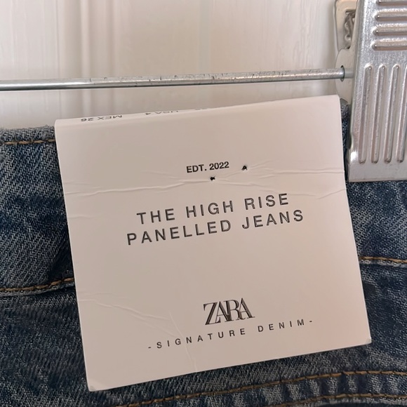 Zara Paneled Jeans High Rised Tapered Leg Slim Fit Mid Blue Size 4 NWT - Picture 5 of 11